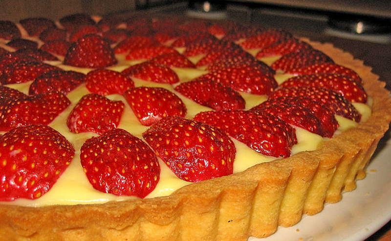 Egg n' strawberry Custard Egg n' strawberry Custard picture