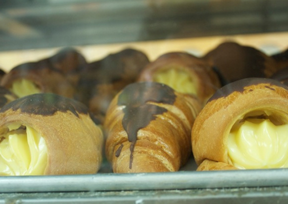 Elegant Eggnog Eclairs Elegant Eggnog Eclairs picture