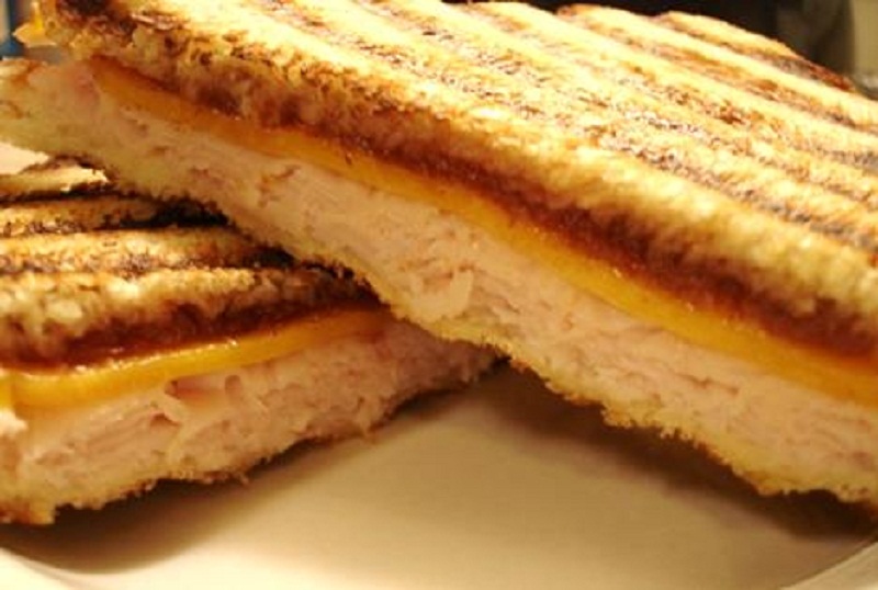 Favorite PB and Apple Sandwich Favorite PB and Apple Sandwich picture