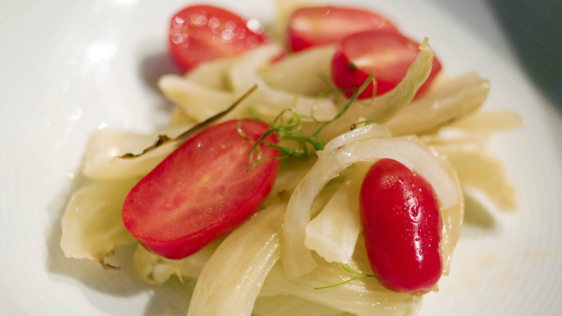 Tomato Red Onion And Fresh Thyme Salad Tomato Red Onion And Fresh Thyme Salad picture