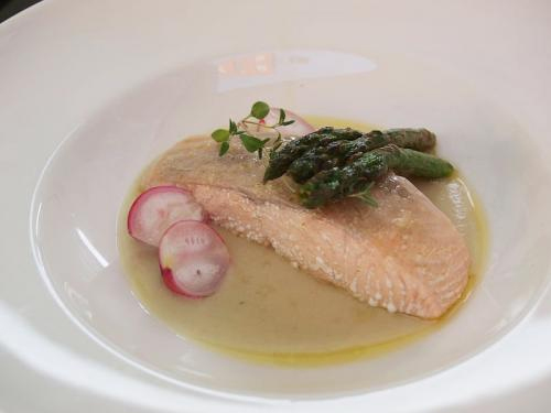 Fillet Of Salmon Au Champagne Fillet Of Salmon Au Champagne picture