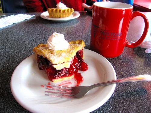 Fresh-Berry Pie Fresh-Berry Pie picture