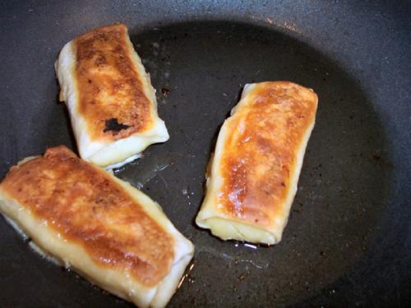 Fresh Mincemeat Pancakes Fresh Mincemeat Pancakes picture
