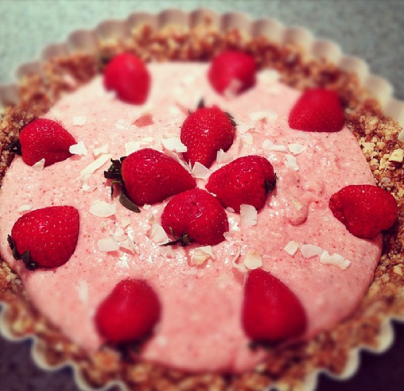 Fresh Strawberry Chiffon Pie Fresh Strawberry Chiffon Pie picture