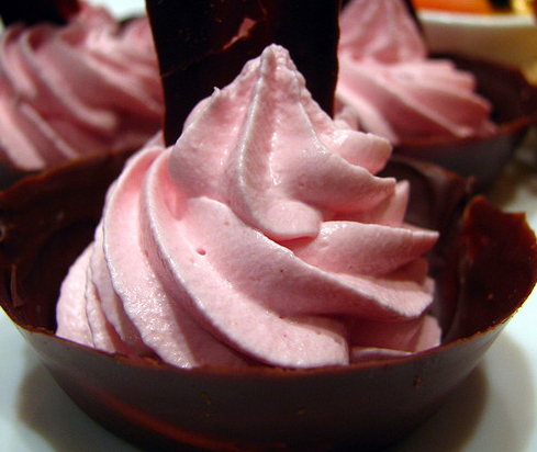 Fresh Strawberry Mousse Fresh Strawberry Mousse picture