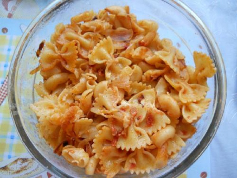 Fresh Tomato Basil And Ricotta Sauce Fresh Tomato Basil And Ricotta Sauce picture