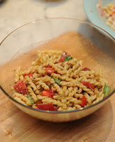 Gemelli e Heirloom Tomatoes e Basil Gemelli e Heirloom Tomatoes e Basil picture