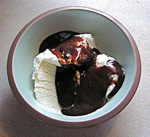 Ghirardelli Hot Fudge Sauce Ghirardelli Hot Fudge Sauce picture