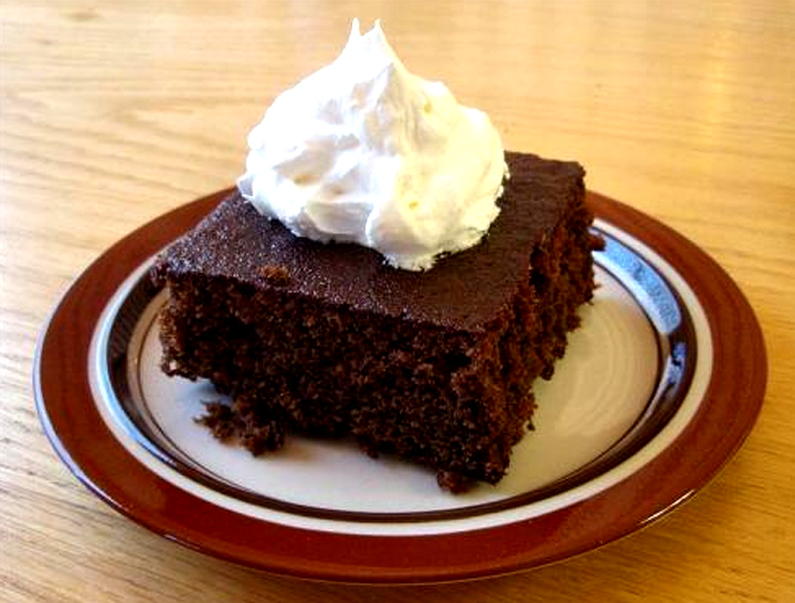 Gingerbread Cake Gingerbread Cake picture