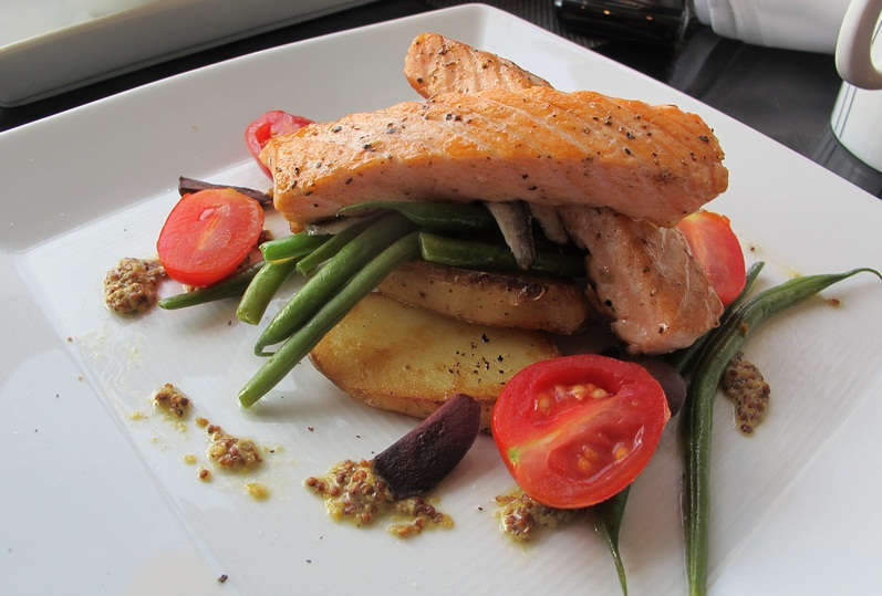 Grilled Salmon Oriental Grilled Salmon Oriental picture