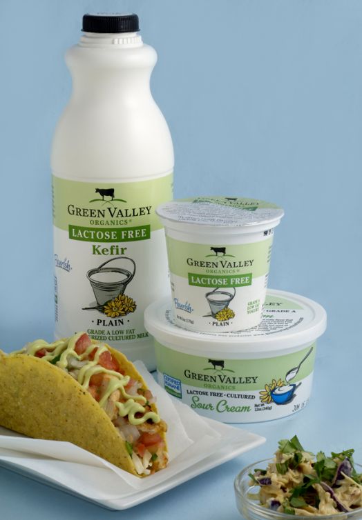 CHICKEN TINGA TACOS WITH AVOCADO CHILE CREMA CHICKEN TINGA TACOS WITH AVOCADO CHILE CREMA picture