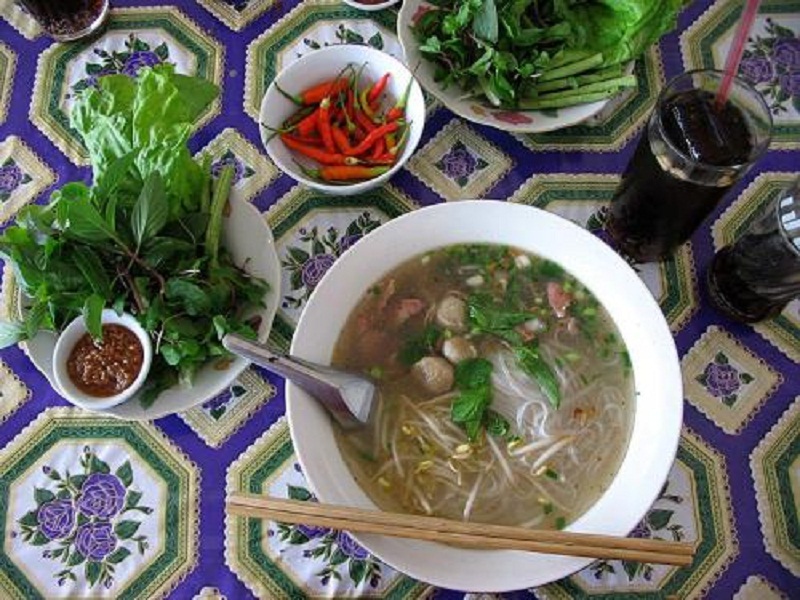 Ham and Bean Sprout Soup Ham and Bean Sprout Soup picture