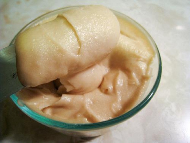 Hazelnut Cream Frosting Hazelnut Cream Frosting picture