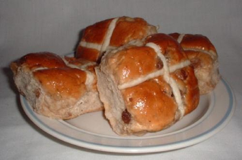 Hot Cross Buns With Raisin Hot Cross Buns With Raisin picture