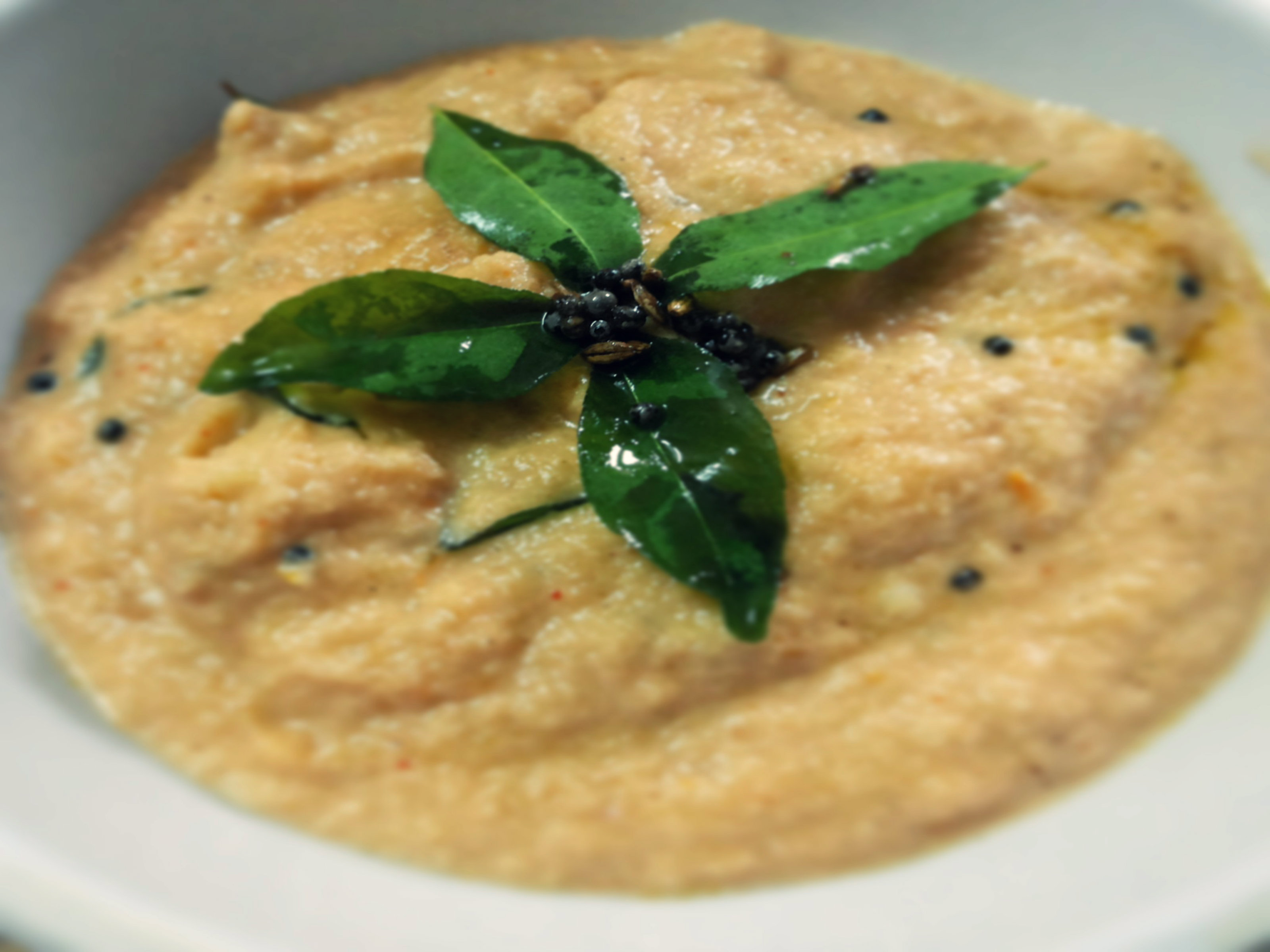 Tamatar Mungfali Ki Chatpati Chutney (Tomato Peanut Chutney) Recipe