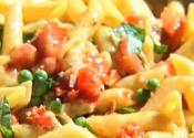 Penne With Fresh Tomato And Anchovy Sauce : Penne With Fresh Tomato And Anchovy Sauce