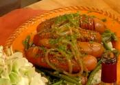 Ale Braised Sausages With Green Beans And Mashed Potatoes