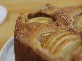 Apple, Cinnamon And Pecan Tea Cake 