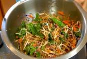 Asian-style Raw Vegan Noodle Salad