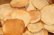 Healthy Baked Malanga Chips