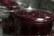 Homemade Festive Cranberry Sauce