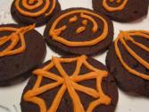 Betty's Orange Halloween Frosting For Chocolate Cookies