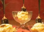 Pecan, Vanilla And Butter Ice Cream