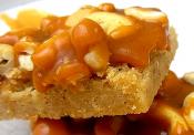 Caramel Cashew Shortbread Bars
