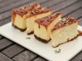 How To Make Classic Cheesecake - Caramel Pecan On Top