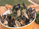 How To Make Grilled Clams And Mussels