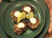 Crab Cakes With White Sauce