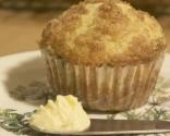 Cinnamon Flavor Coffeecake Muffin With Pecans