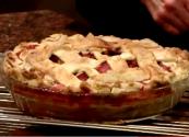 Lattice-topped strawberry-rhubarb Deep-dish Pie 