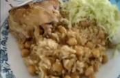 Chicken Rice With Chickpeas And Onion