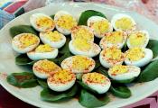 Devilled Eggs With Bacon And Relish