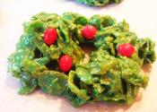 Edible Holiday Cornflake Wreaths