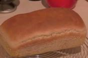 English Bread With Corn Meal