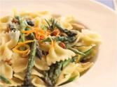Farfalle With Sautéed Asparagus And Toasted Almonds 
