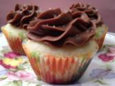 Fluffy White Cupcakes & Chocolate Buttercream
