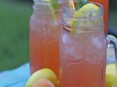 Fresh Peach Lemonade: Mother's Day Brunch