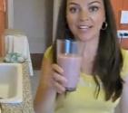 Pineapple And Peaches Yogurt Smoothie