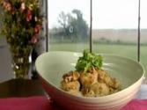 Gnocchi With Gorgonzola Cream, Walnuts And Rocket