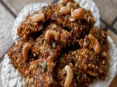 How To Make Granola Bars - Healthy Granola - Carrot Cake Granola Bars