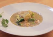 Thai Green Curry Chicken With Broccoli And Cauliflower