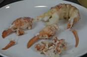 How To Remove The Meat From A Lobster