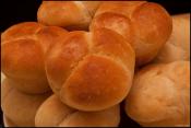 
Pumpernickel Cloverleaf Rolls