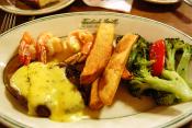 Filet Mignon With Bearnaise Sauce