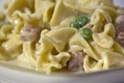Easy Ham Green Pea And Noodle Casserole