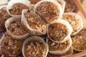 Applesauce Oat Bran Muffins