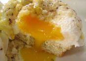 Microwave Poached Eggs With Vinegar